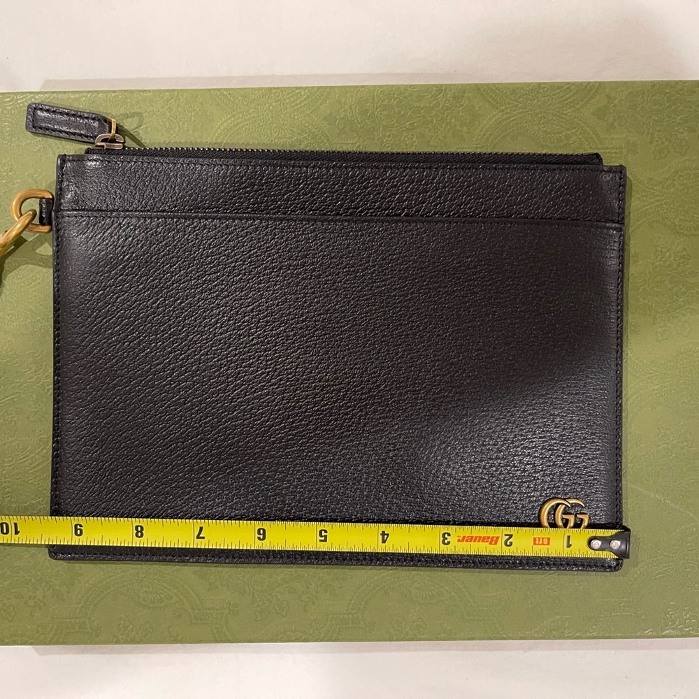 NWT Gucci Marmont Black Leather Wristlet Clutch with Gold Logo - Picture 3 of 6